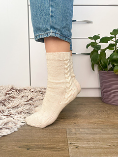 Knitting socks in the round