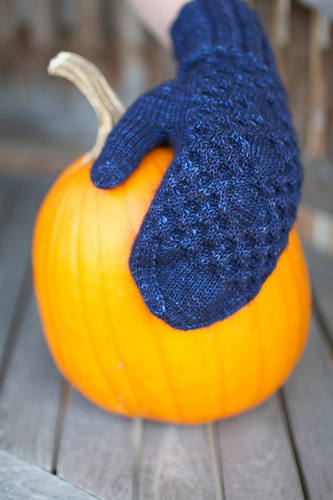 Ravelry: Eye of Newt pattern by Viki Wallner