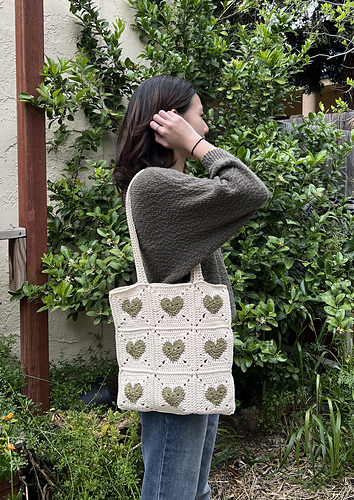 Hjerte granny square veske - Viv Crochets