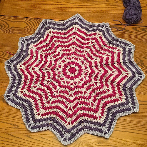 Ravelry: Savannah Round Ripple pattern by Julie Yeager