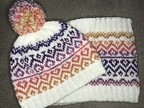 Hearts At Sunset Hat & Cowl