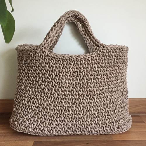 Crochet bag BACK TO BASIC - Saskia Paulich