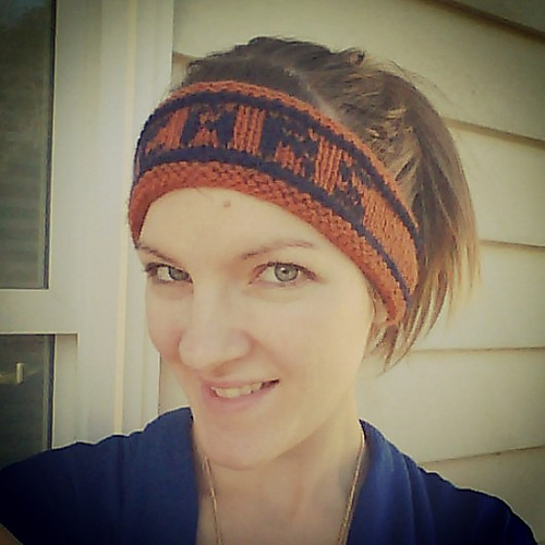 Ravelry Basic Ear Warmers pattern by Christen Mamenko