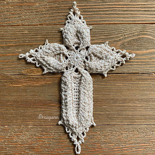 Ravelry: Devotion pattern by Julia Hart