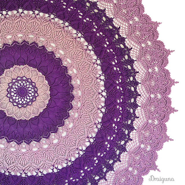 Ravelry: Sorcerer's Soiree pattern by Julia Hart