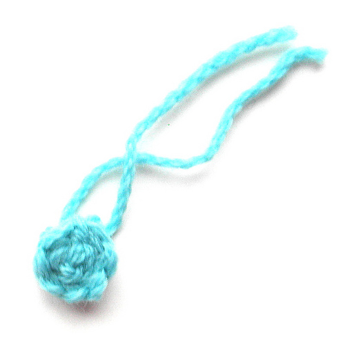 Ravelry Knitted Buttons pattern by Wee Sandy