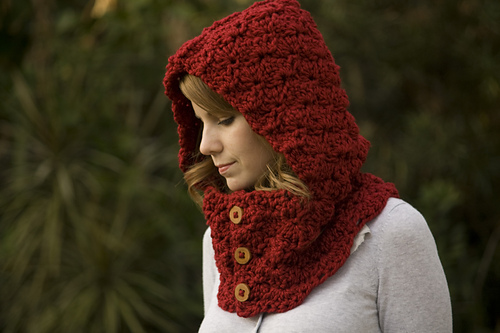 Ravelry: Hooded Cowl with Buttons pattern by Melissa Grice