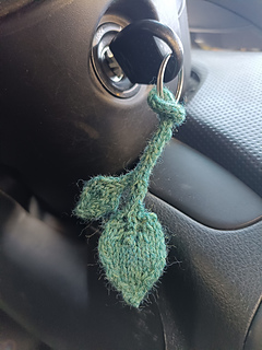 Use the leaves as key chain