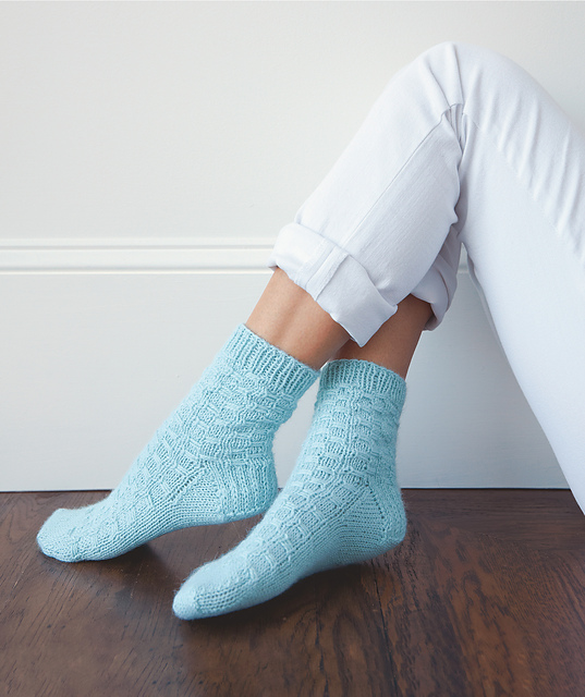 Ravelry Woven Ladders Bed Socks pattern by Wendy Bernard