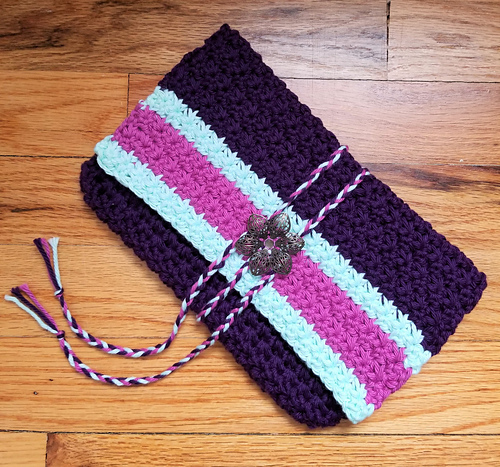 Seek Adventure Clutch photo 6
