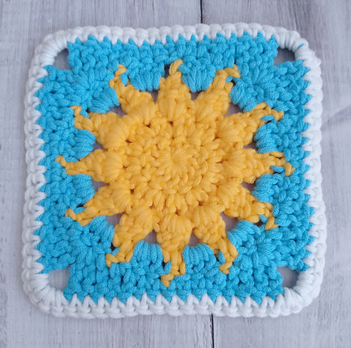 Sunshine Granny Square photo 3