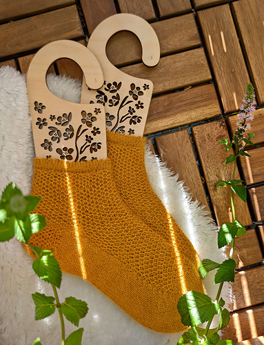 Sweet Honey Harvest Socks
