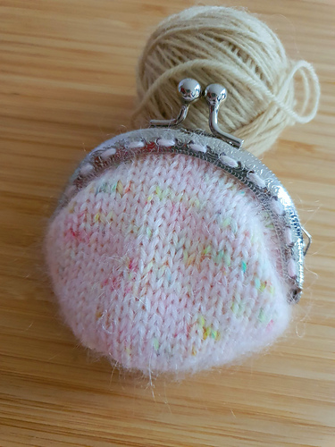 Cottage Coin Pouch photo 3