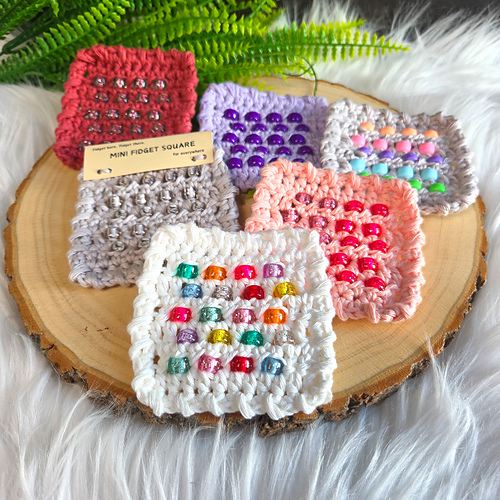 Beaded Fidget Mini Square with Pony Beads