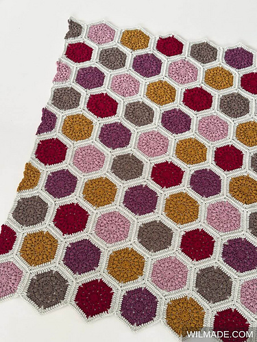 Tulip Hexagon Throw photo 4