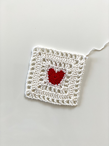 'Home Is Where The Heart Is' Afghan Square photo 9
