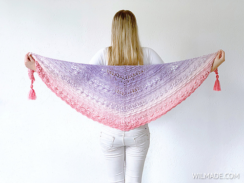 Flower Puff Shawl photo 4
