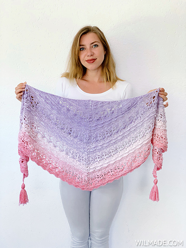 Flower Puff Shawl photo 7