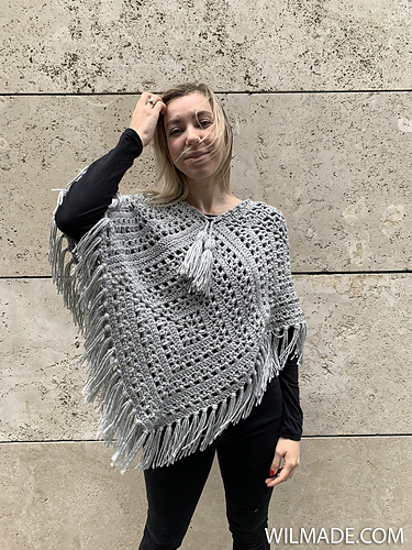 Tulip Square Poncho photo 10