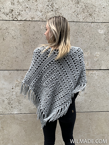 Tulip Square Poncho photo 5