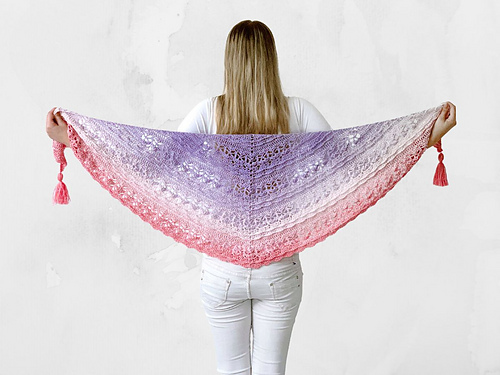 Flower Puff Shawl photo 2