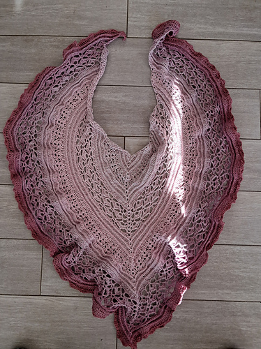 Wingy Shell Shawl