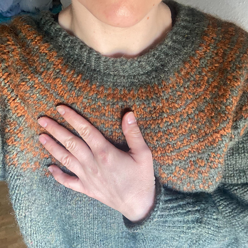 Ravelry Barren Land Sweater pattern by Lív Ulven