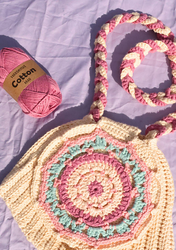 Plaited Shoulder Bag