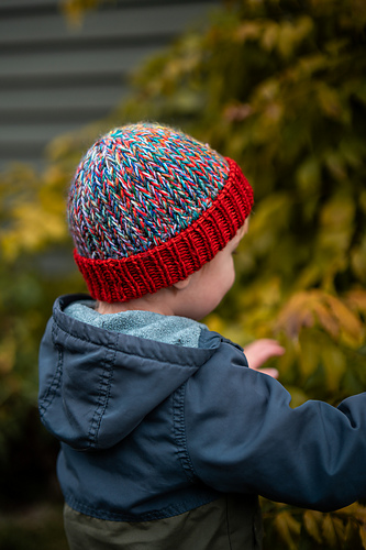 Ravelry: Bindle Hat pattern by Wool & Pine