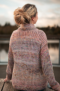 Model is wearing a size 41" with 7" positive ease