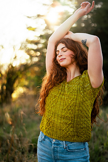 Model wearing size 41" with 4" ease © Wool & Pine