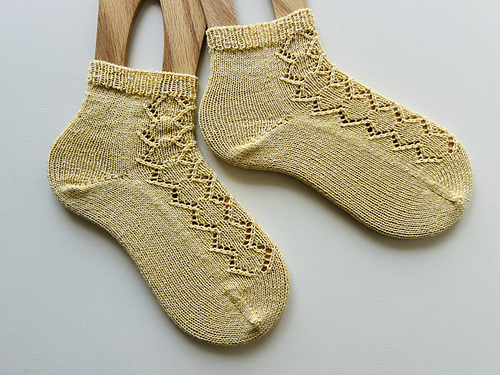 Diamond Mesh Socks