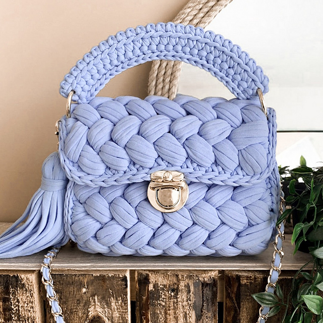 Ravelry Marshmallow Bag pattern by Ekaterina Gulchenko