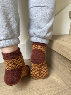 Ravelry: Autumn socks pattern by Twist & Toe