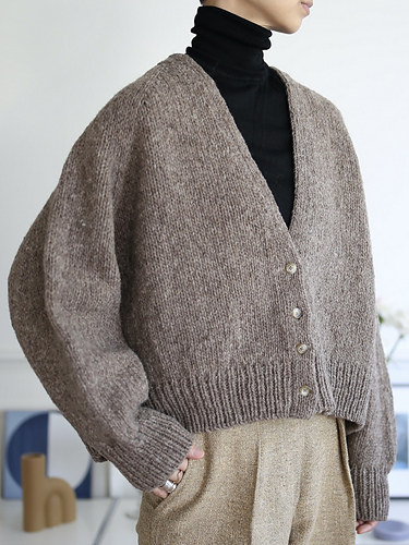 Ravelry: Puro Cardigan pattern by Rui Yamamuro
