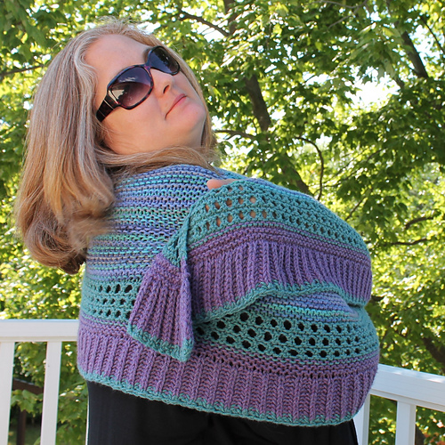 Ravelry: Miss Philpot's Shawl pattern by Thread Forward