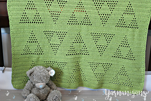 Triangle "Triforce" Motif Baby Blanket photo 5