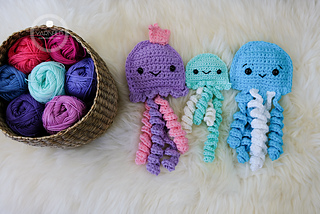 Ravelry: Glow in the Dark Jellyfish pattern by Lucienne Crochet