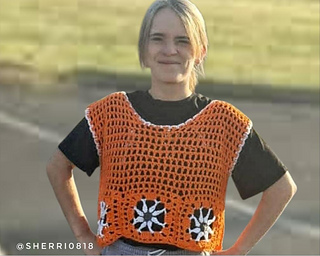 Klassic Granny Tee
cropped