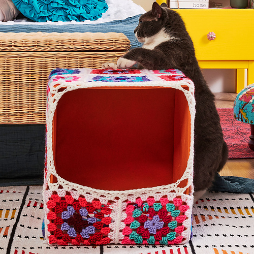 Pawsome Patchwork Granny Square Pet Bed - Red Heart Design Team