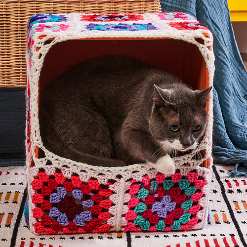 Pawsome Patchwork Granny Square Pet Bed - Red Heart Design Team
