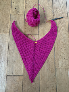 The Body of my Bryony Shawl has began and the texture, the colours started of fine.:ok_hand::skin-tone-4::sparkles: