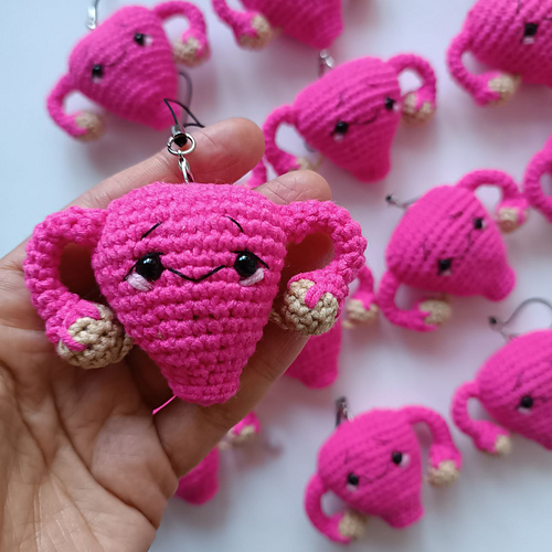 Ravelry Crochet uterus model keychain pattern by Yeremchuk Tanya