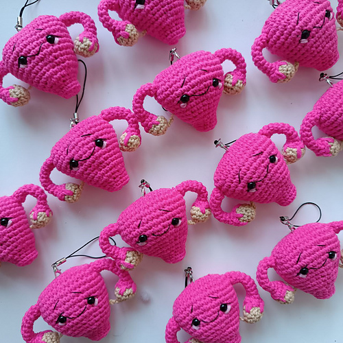 Ravelry Crochet uterus model keychain pattern by Yeremchuk Tanya