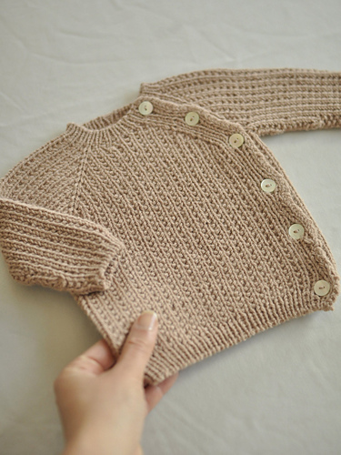 Tinde-babyjakke - Yndestrikk Design