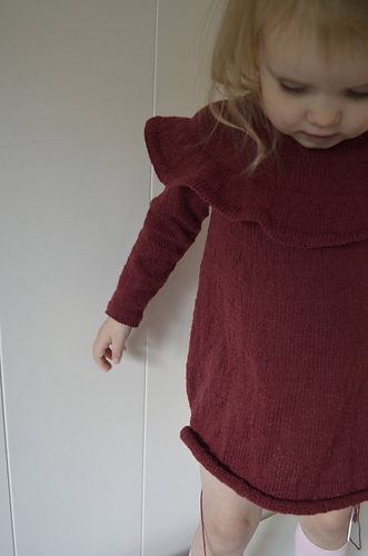 Emmas volangkjole - Yndestrikk Design