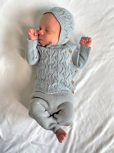 Lille spire-hentesett - Yndestrikk Design