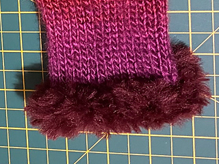 Soft fluffy faux fur trim