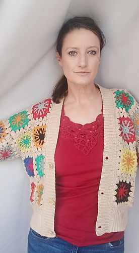 Sunset Mosaic Granny Cropped Cardigan