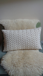 The Contours Pillow